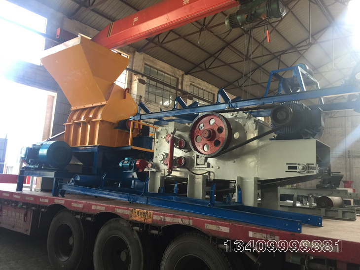 1500型木材粉碎機(jī)216鼓式破碎機(jī) 1500型木材粉碎機(jī)216鼓式破碎機(jī)