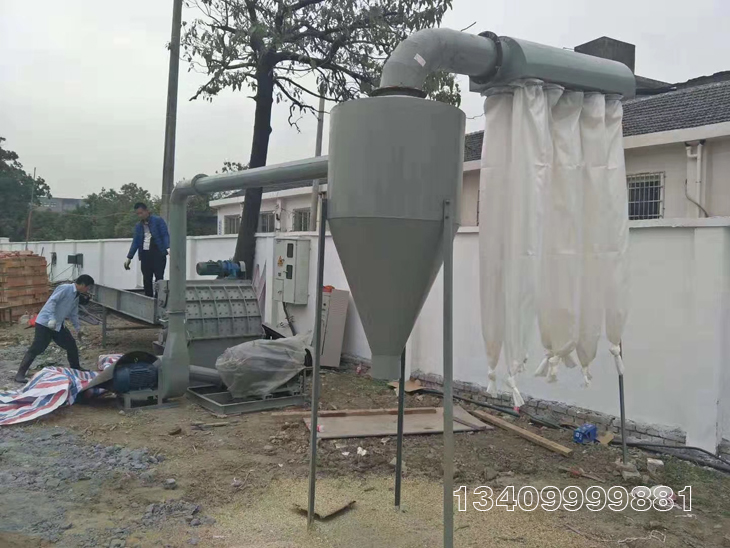 1000͏(qing)ιľķC(j)ÑF(xin)